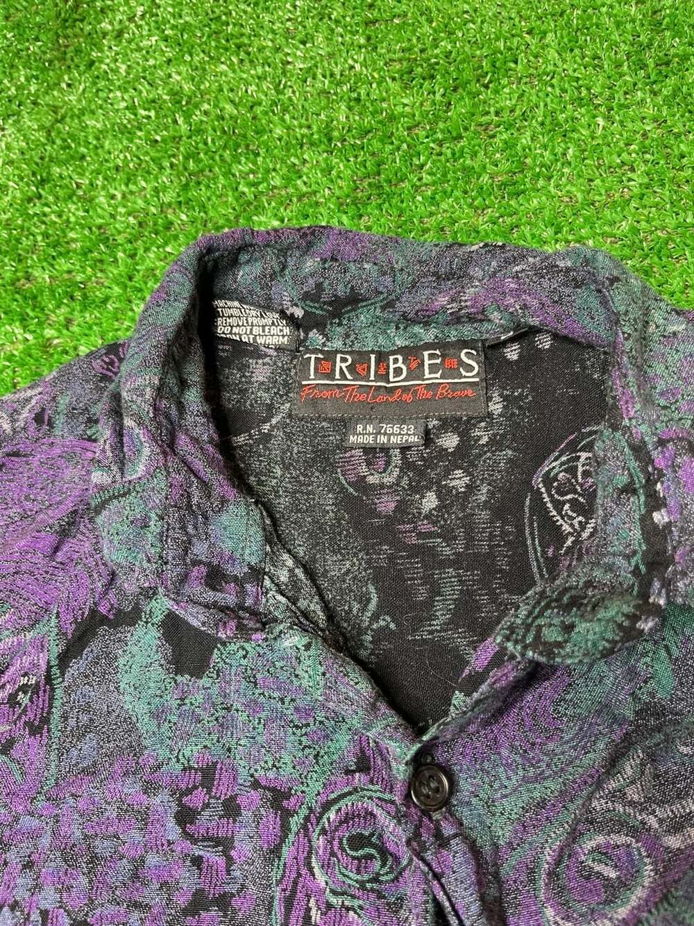 Vin Tribes From The Land Of The Brave 100% Rayon ButtonUp Shirt  Abstract Print